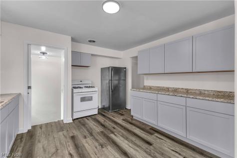 171 Lakewood Drive Avon Lake OH 44012