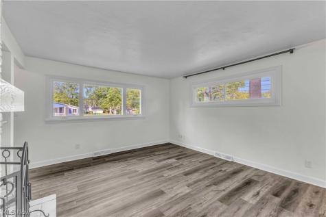 171 Lakewood Drive Avon Lake OH 44012