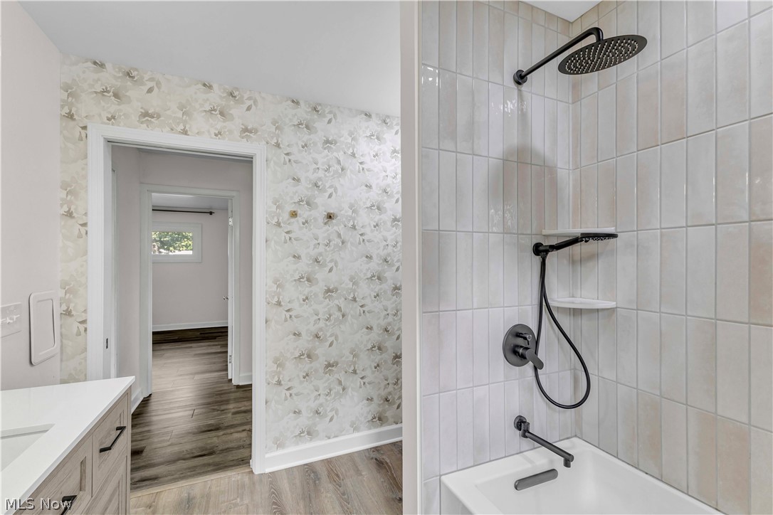 171 Lakewood Drive Avon Lake OH 44012