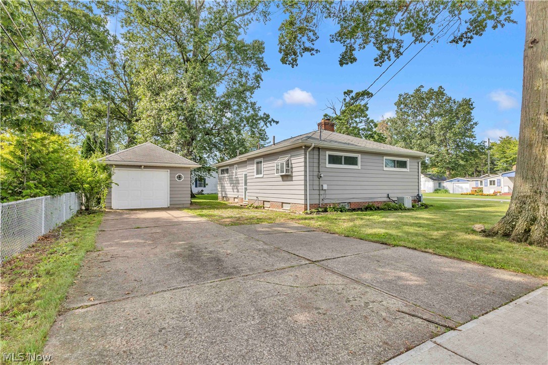 171 Lakewood Drive Avon Lake OH 44012