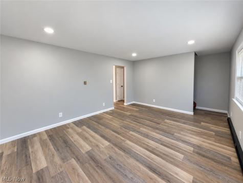 54 Juanita Drive Steubenville OH 43952