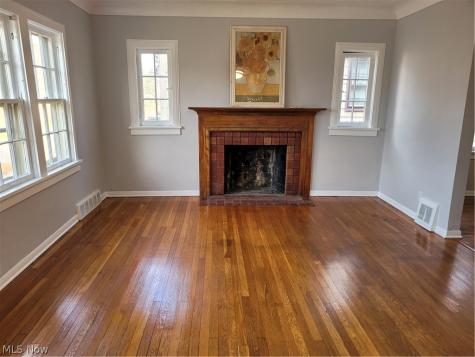 3471 Avalon Road Shaker Heights OH 44120