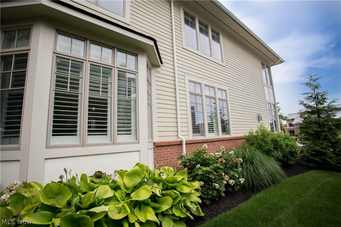 216 Ashbourne Drive Westlake OH 44145