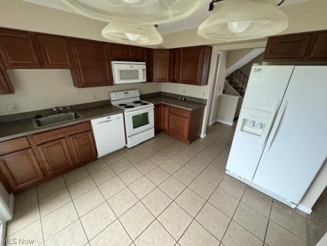 8216 Lancaster Drive Mentor OH 44060