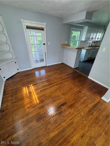 4868 E 88th Street Garfield Heights OH 44125