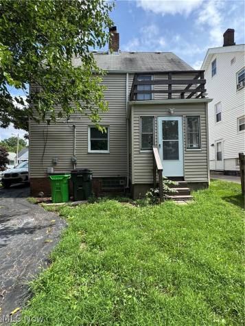 4868 E 88th Street Garfield Heights OH 44125