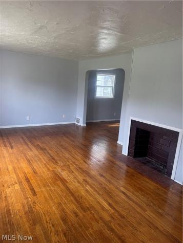 4868 E 88th Street Garfield Heights OH 44125