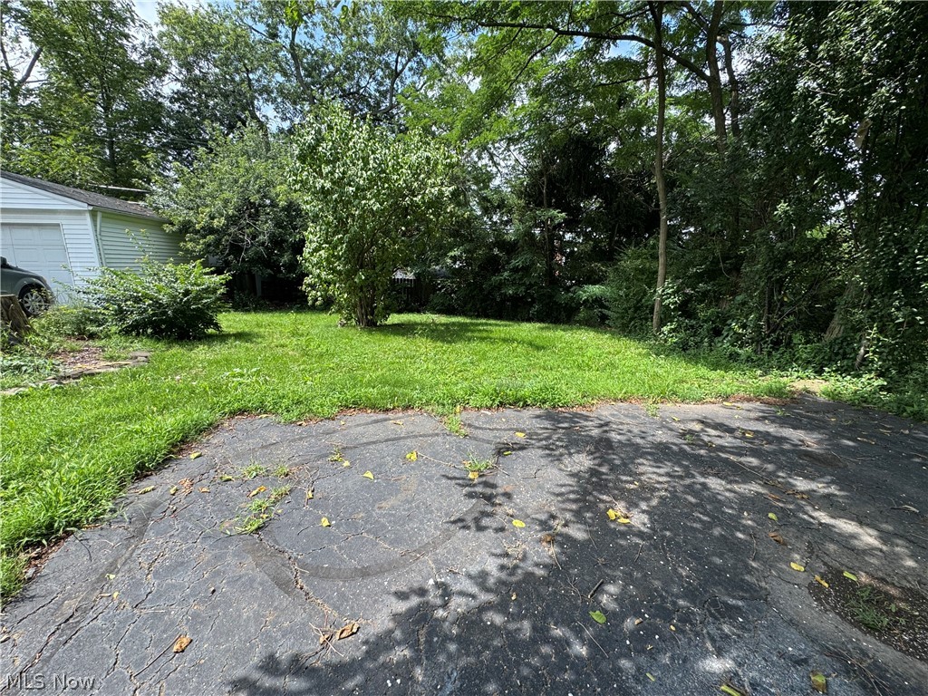 4868 E 88th Street Garfield Heights OH 44125