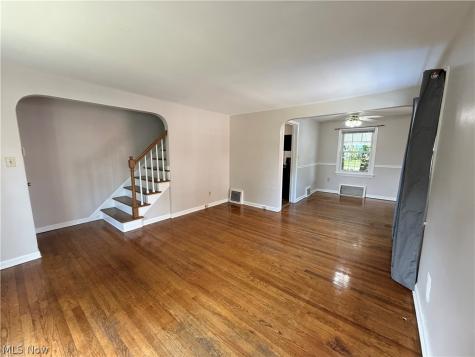 2319 Broad Boulevard Cuyahoga Falls OH 44223