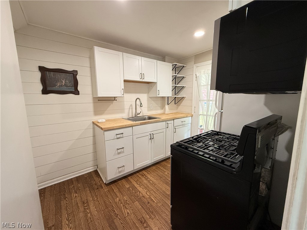 2319 Broad Boulevard Cuyahoga Falls OH 44223