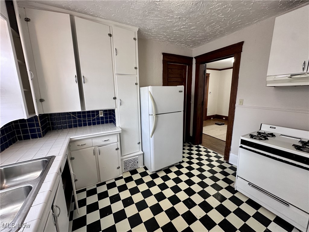 349 Cloverdale Avenue Akron OH 44302