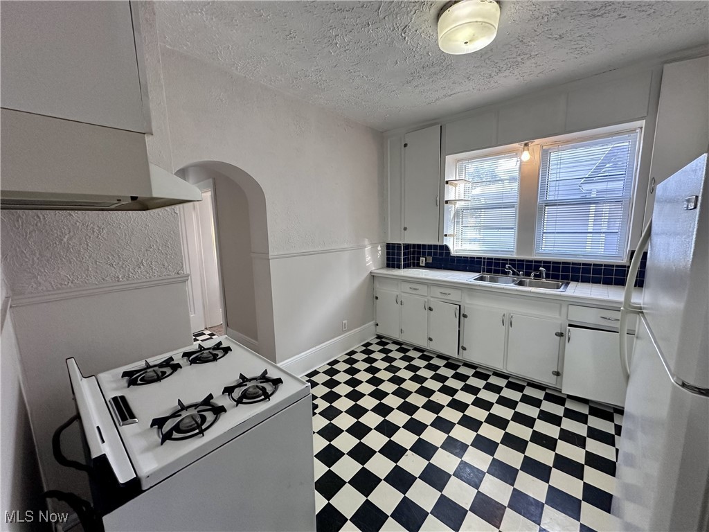 349 Cloverdale Avenue Akron OH 44302