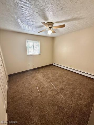 21 Wayne Street Niles OH 44446