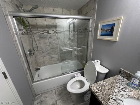 408 W Saint Clair Cleveland OH 44113