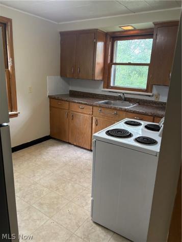 4315 Paige Avenue NW Canton OH 44709
