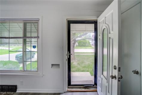 1343 Victory Drive South Euclid OH 44121