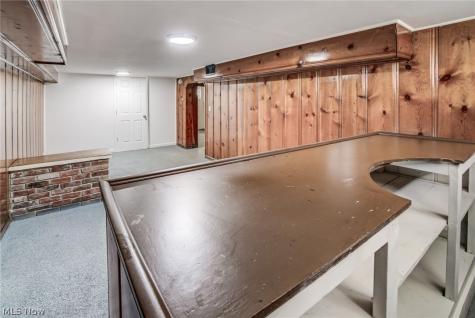 1343 Victory Drive South Euclid OH 44121