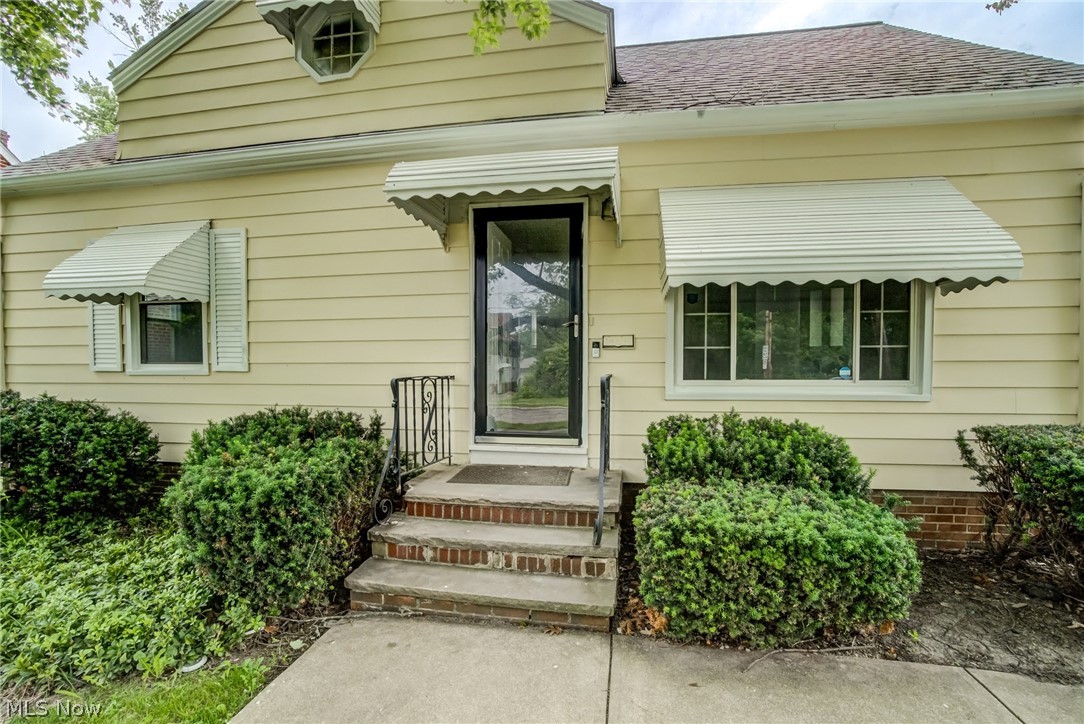 1343 Victory Drive South Euclid OH 44121