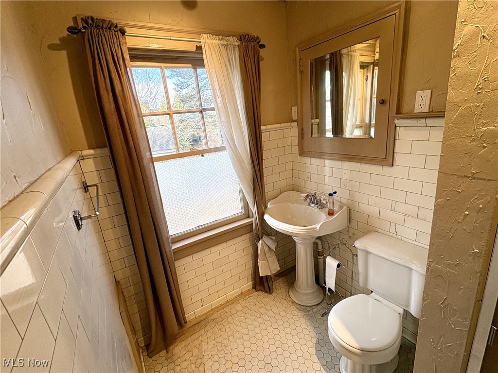 607 Copley Road Akron OH 44320