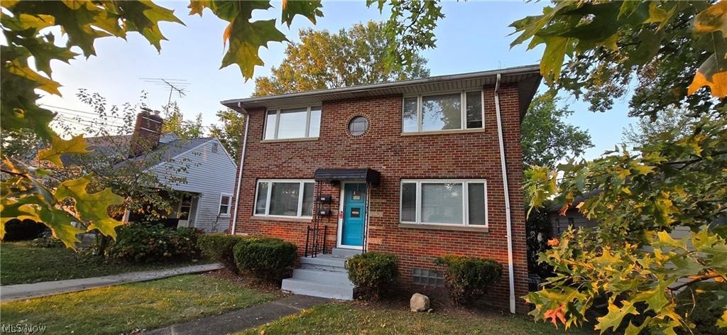 617 E Robinson Avenue Barberton OH 44203