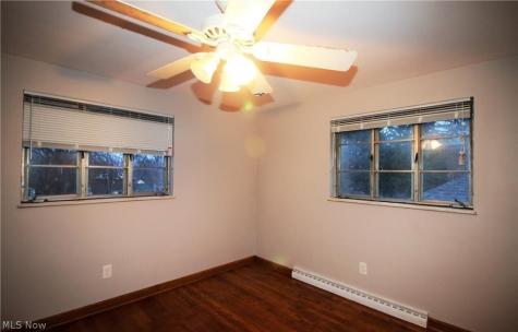 617 E Robinson Avenue Barberton OH 44203