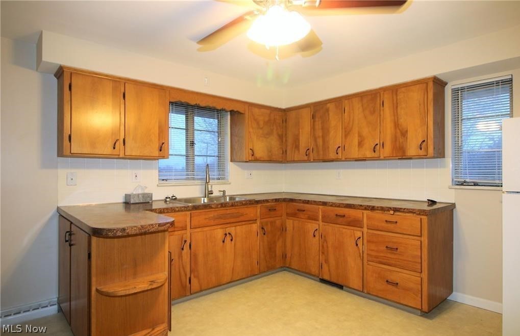617 E Robinson Avenue Barberton OH 44203