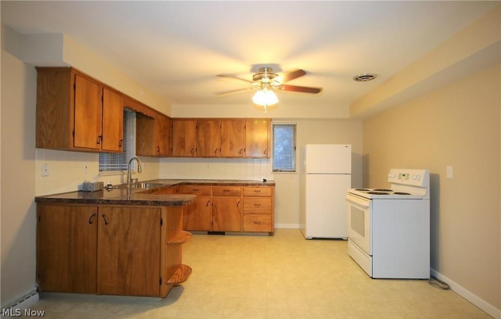 617 E Robinson Avenue Barberton OH 44203