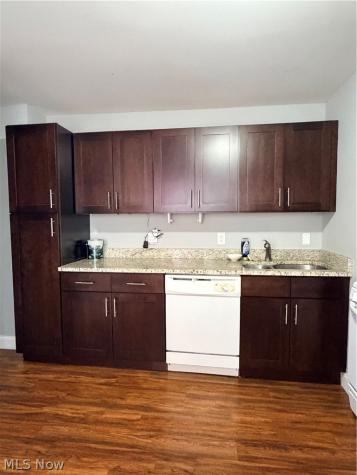 2017 Random Road Cleveland OH 44106