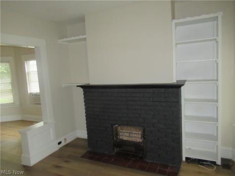 1520 Ridgewood Avenue Lakewood OH 44107