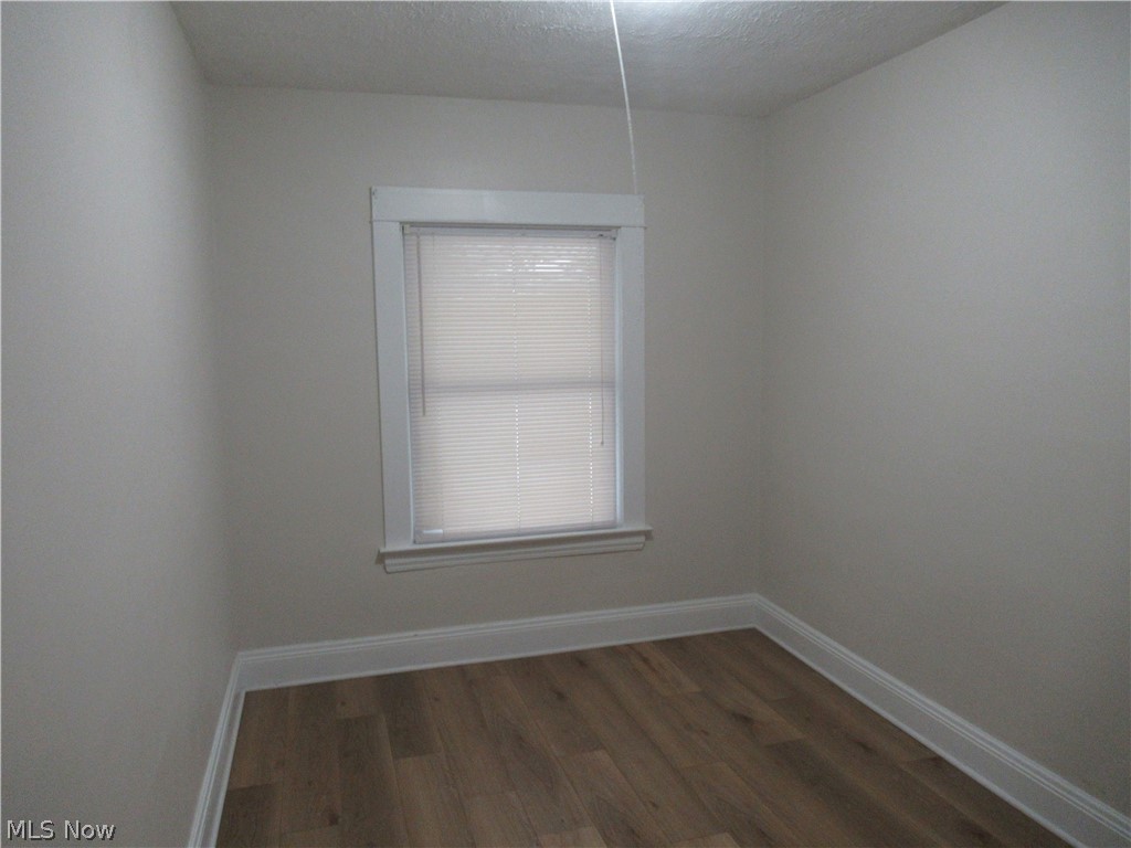 1520 Ridgewood Avenue Lakewood OH 44107