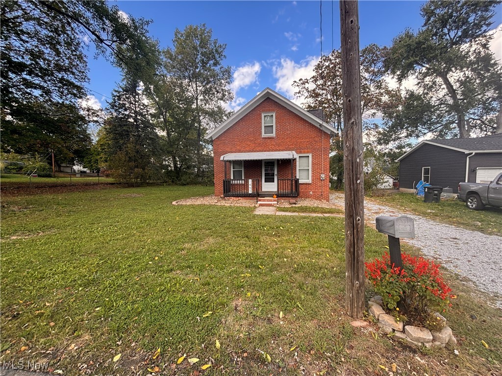 1453 Woodbirch Avenue Akron OH 44314