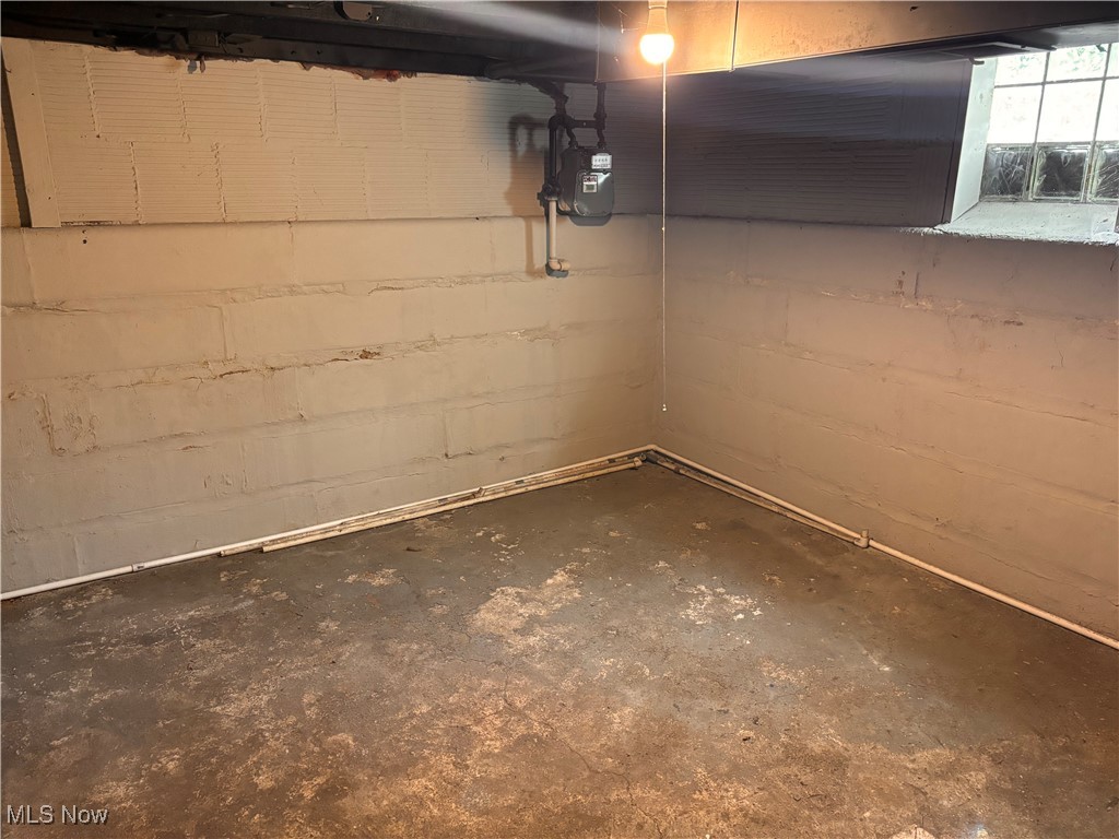 1453 Woodbirch Avenue Akron OH 44314