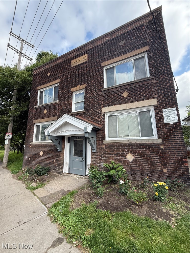 8208 Denison Avenue Cleveland OH 44102