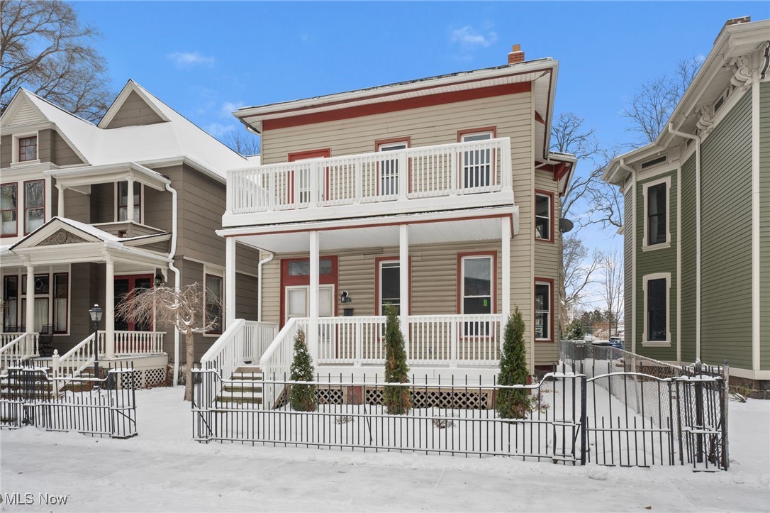 3307 Clinton Avenue Cleveland OH 44113