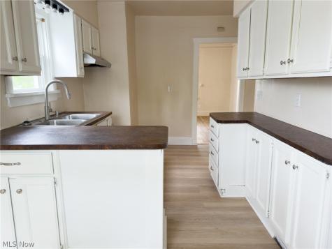 3710 Sudbury Road Shaker Heights OH 44120