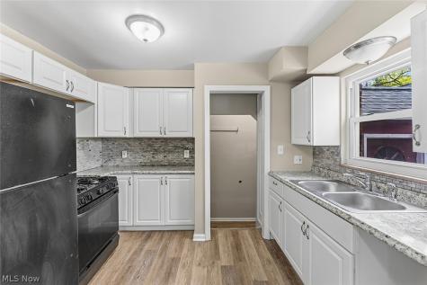 1485 E 221st Street Euclid OH 44117
