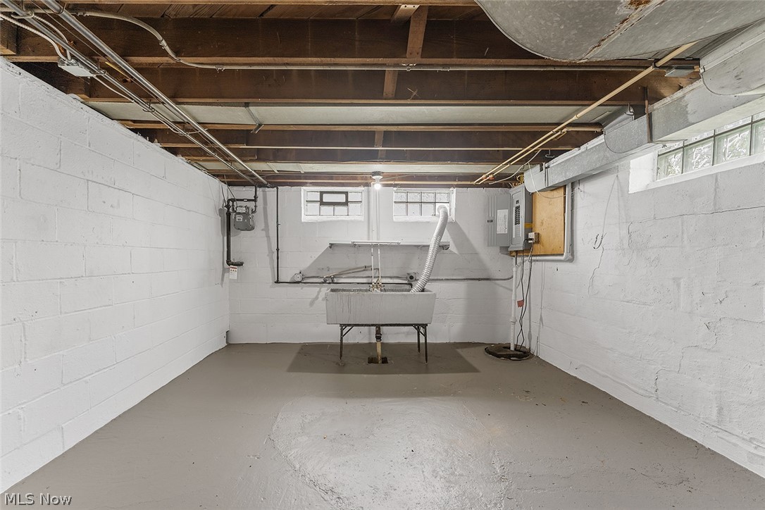 1485 E 221st Street Euclid OH 44117