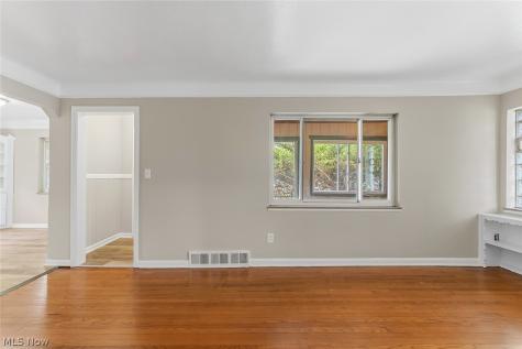 1485 E 221st Street Euclid OH 44117