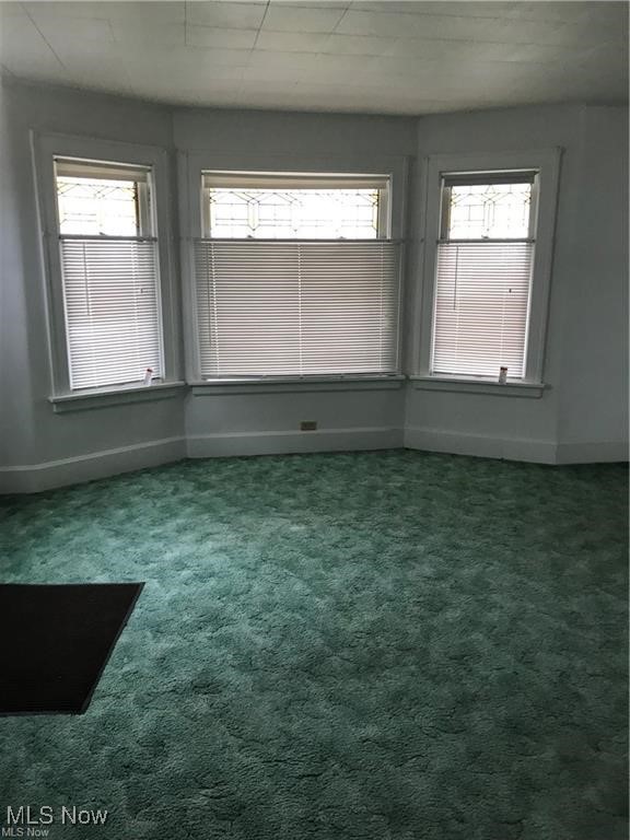 2067 Carabel Avenue Lakewood OH 44107