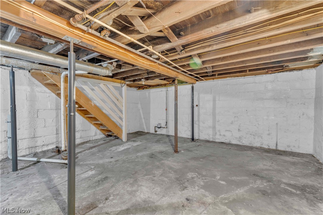 1325 Curtis Street Akron OH 44301