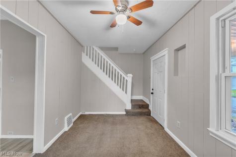 1325 Curtis Street Akron OH 44301