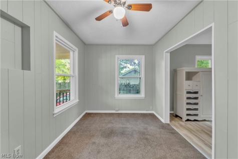 1325 Curtis Street Akron OH 44301