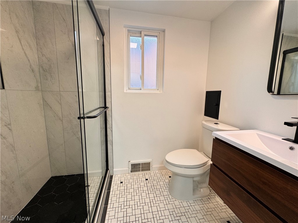 2907 Snow Road Parma OH 44134