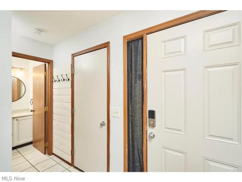 2460 Wrens Drive S Stow OH 44224