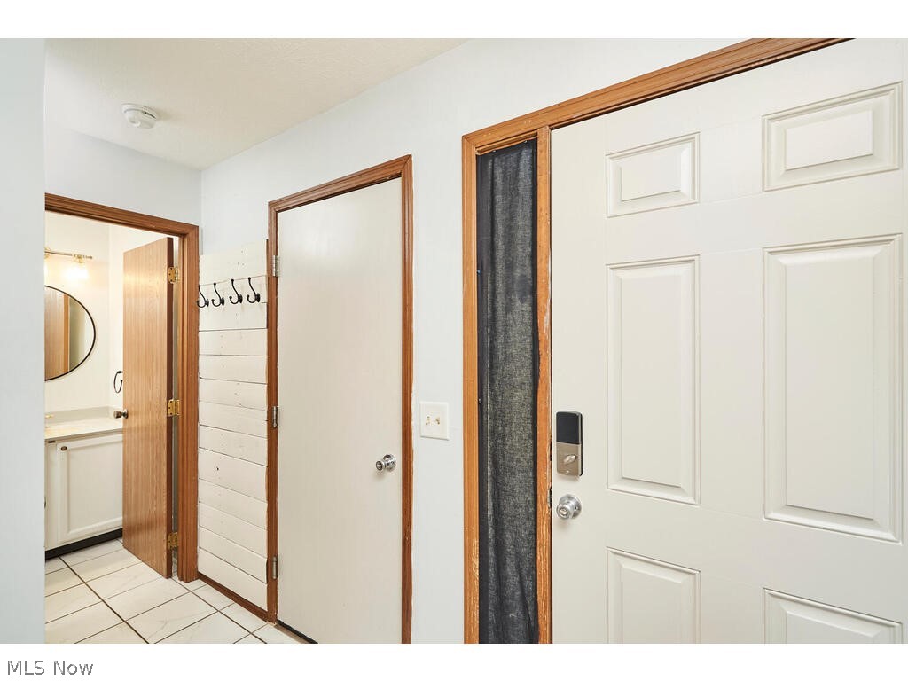 2460 Wrens Drive S Stow OH 44224