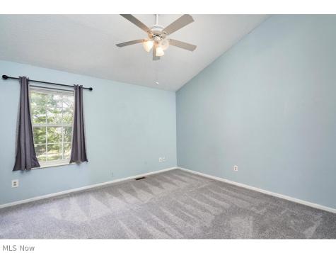 2460 Wrens Drive S Stow OH 44224