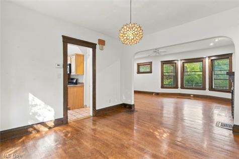 2828 Hampshire Road Cleveland Heights OH 44118