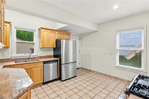2828 Hampshire Road Cleveland Heights OH 44118