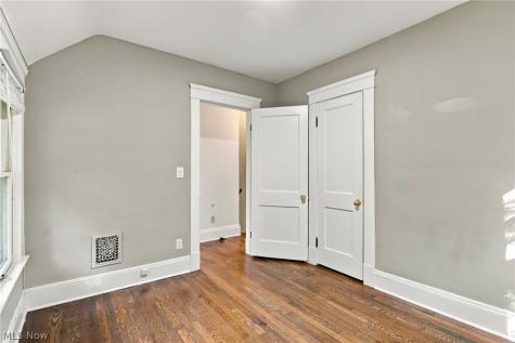 2828 Hampshire Road Cleveland Heights OH 44118