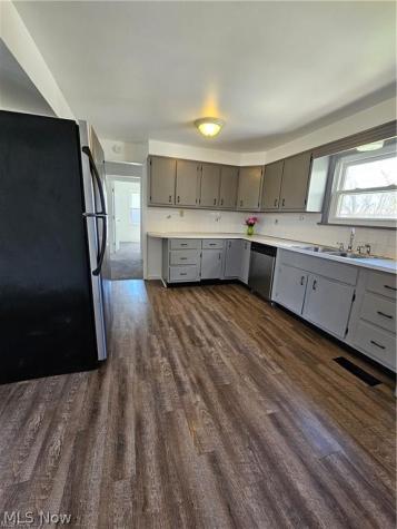 4660 Darrow Road Stow OH 44224